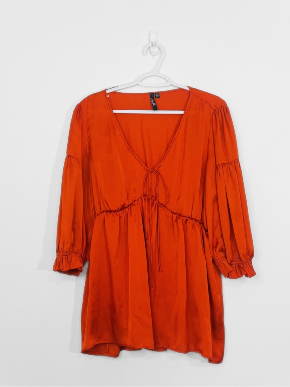 🖤 Vibrant Orange Silky Peasant Blouse